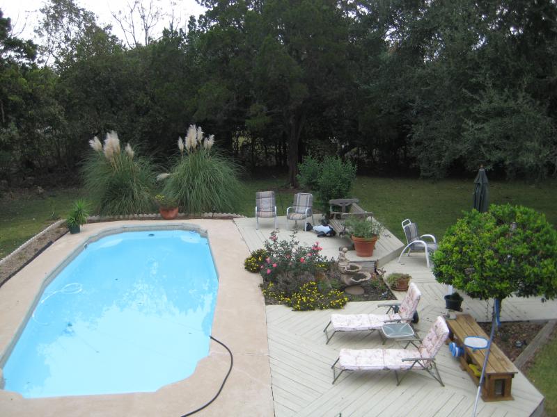 Yard Landscaping Pictures & Ideas: Becky\'s Wild Texas Pool